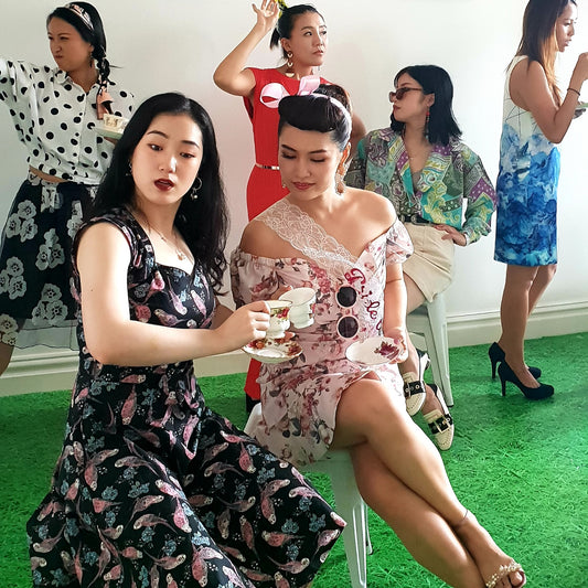 10 TIPS: How to Host a Hens Tea Party
