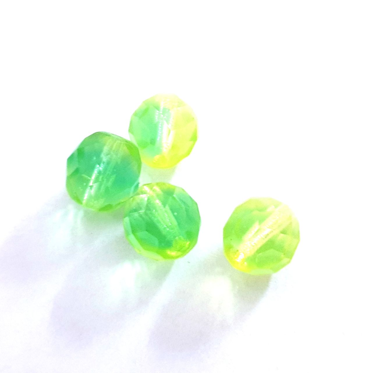 10mm Jonquil Mint Two Colour Czech Fire Polished Bead