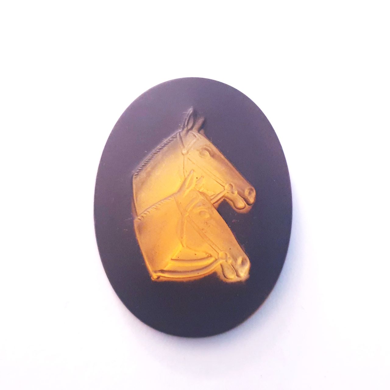 Cameo Glass 40x30mm Double Horse Head Black Topaz