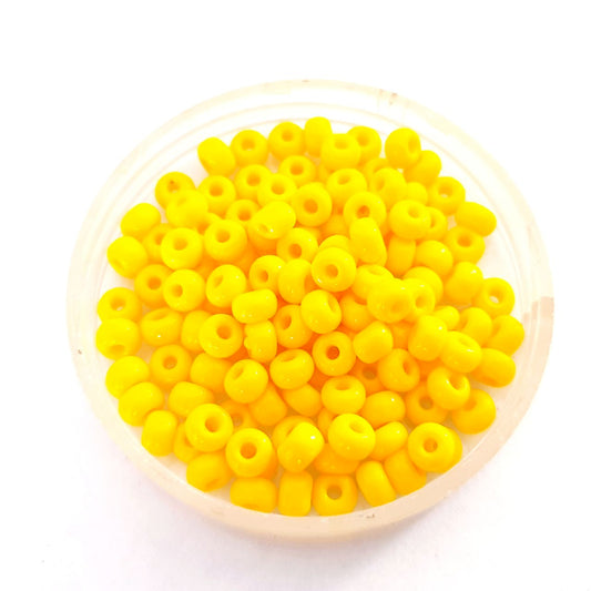 5 0 4.5mm Yellow Yolk Opaque Czech Seed Bead