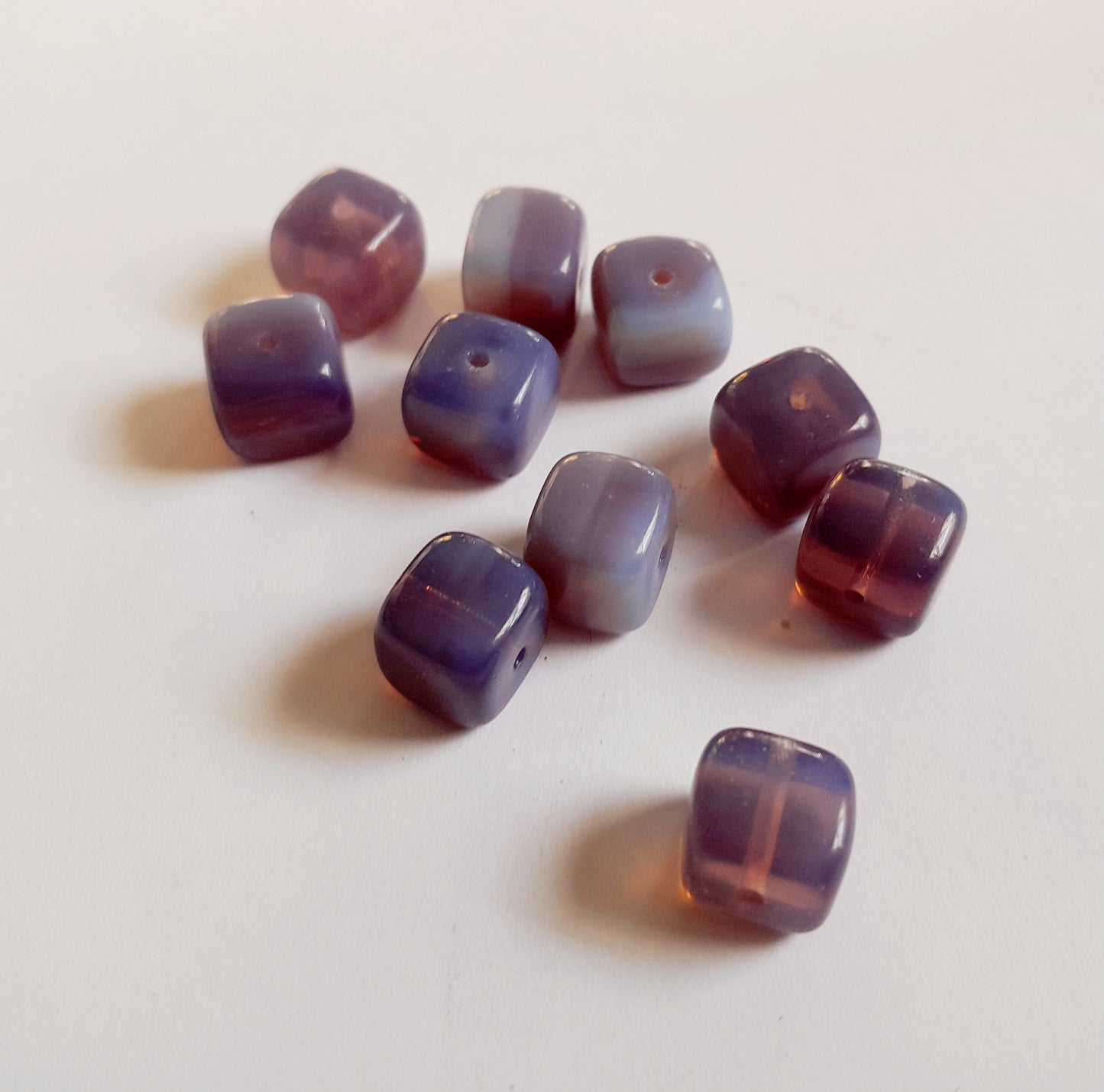 Cube 8x11mm Amethsyt Opalino Czech Glass Bead