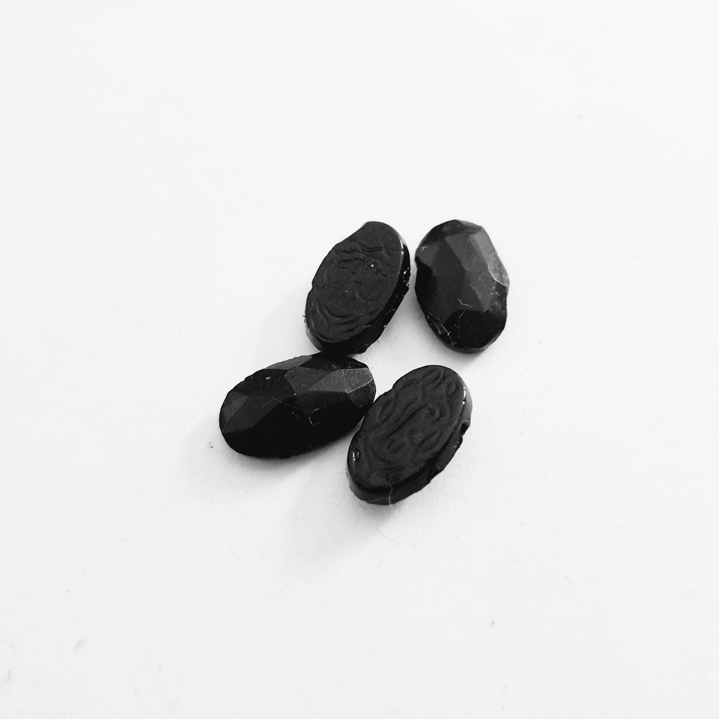 French Jet Flat Oval 12x8mm