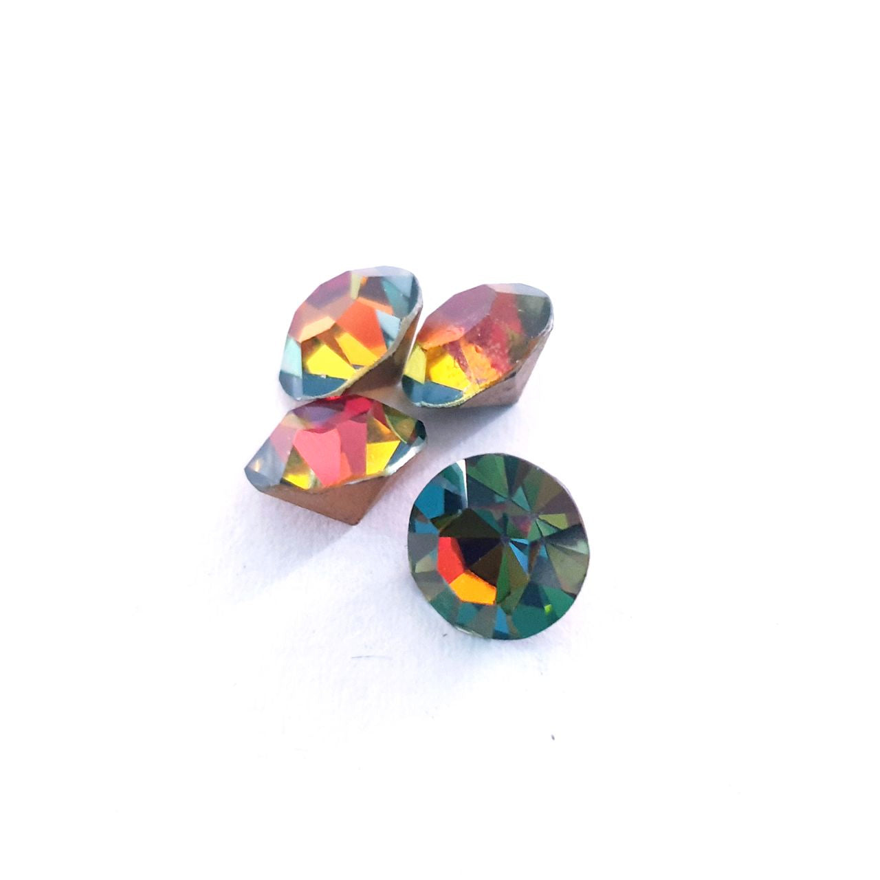 Pointed Back Swarovski Crystal Chaton Round Vitrail Gold Foil Backing SS39 8mm