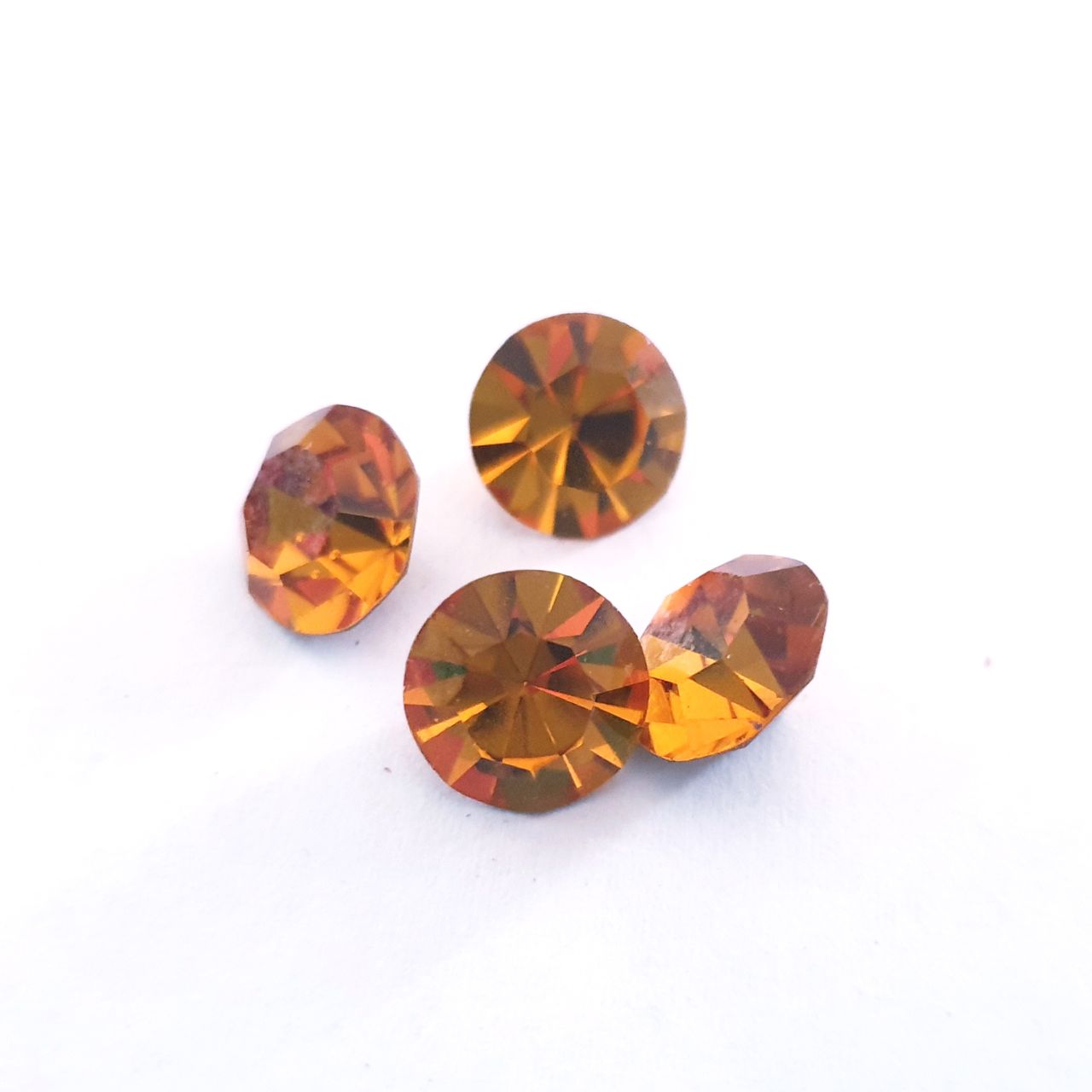Pointed Back Swarovski Crystal Chaton Round Topaz Gold Foiled Back SS45 10mm