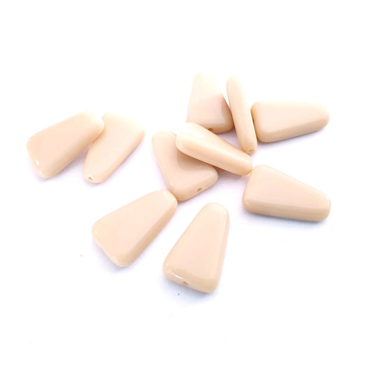 Triangle Camel 6x16mm Czech Glass Bead