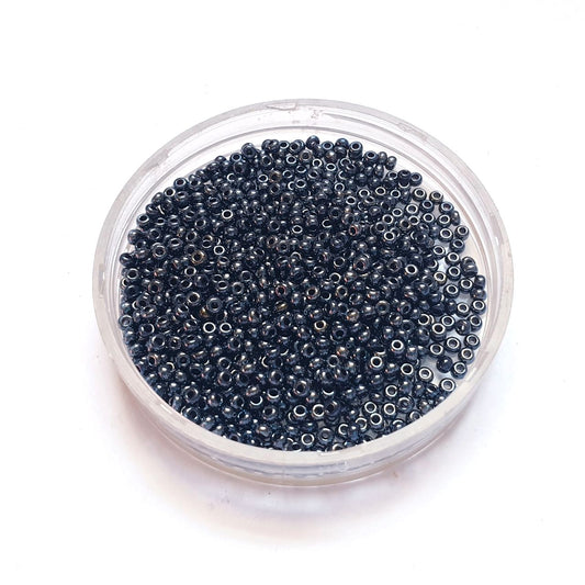 11 0 Czech Seed Bead Gunmetal Metallic