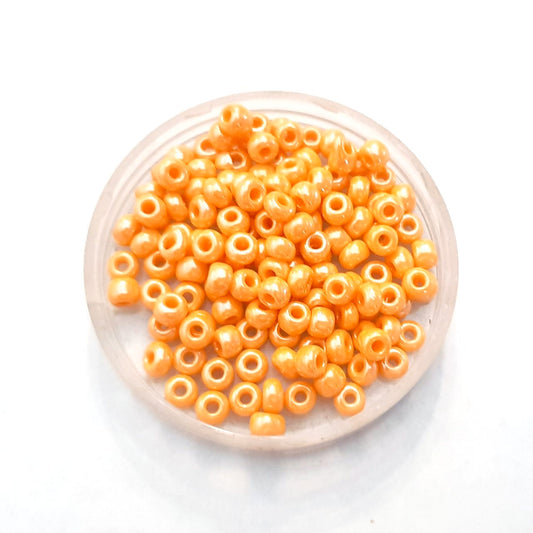 5 0 4.5mm Pumpkin Opaque Lustred Czech Seed Bead
