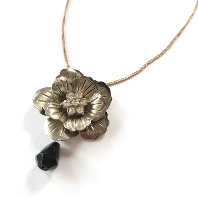 DIY Kit Pendant Vintage Diamante Flower