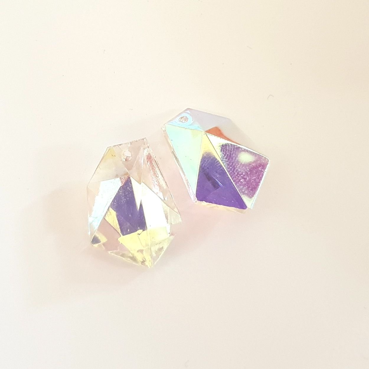 Machine Cut Convex Polygon Drop Aurora Borealis 20x16mm