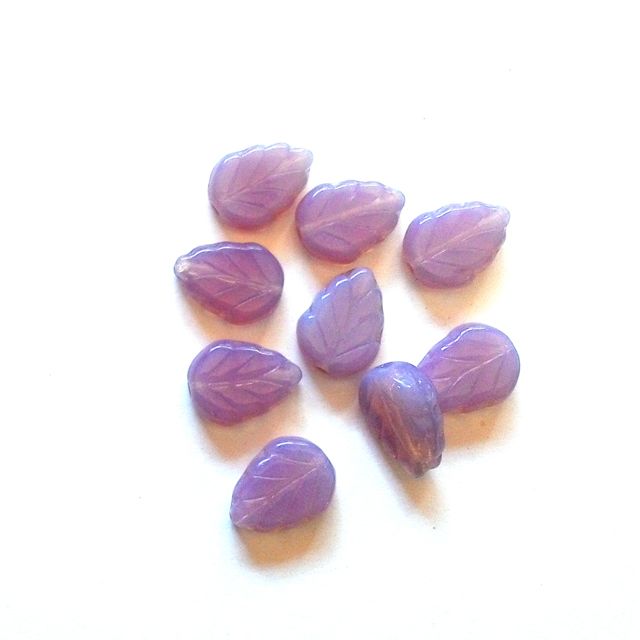 Amethyst Leaf 10x8mm Opalino Czech Glass Bead