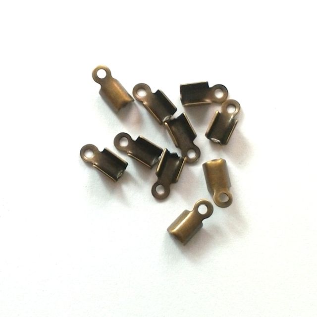 Leather End Medium Antique Brass 8x6mm