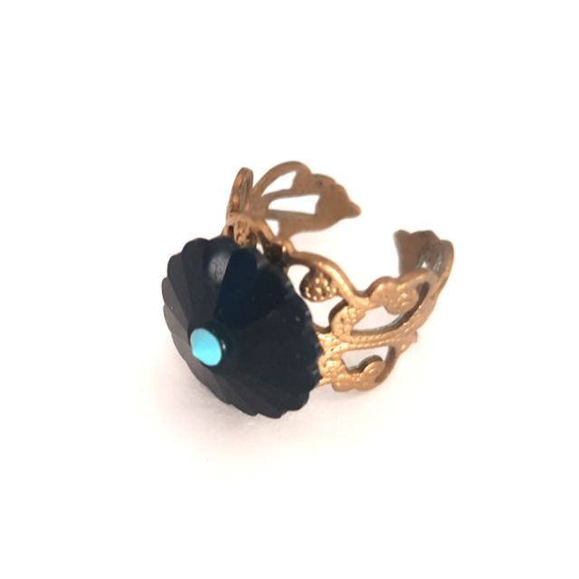 Boheme Ring Crystal Scalloped Brass Filigree