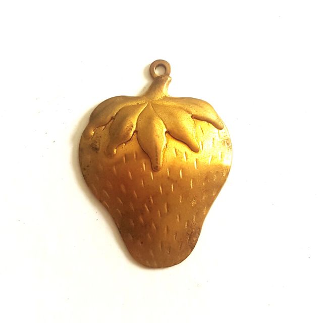 Strawberry Brass Charm 35mm