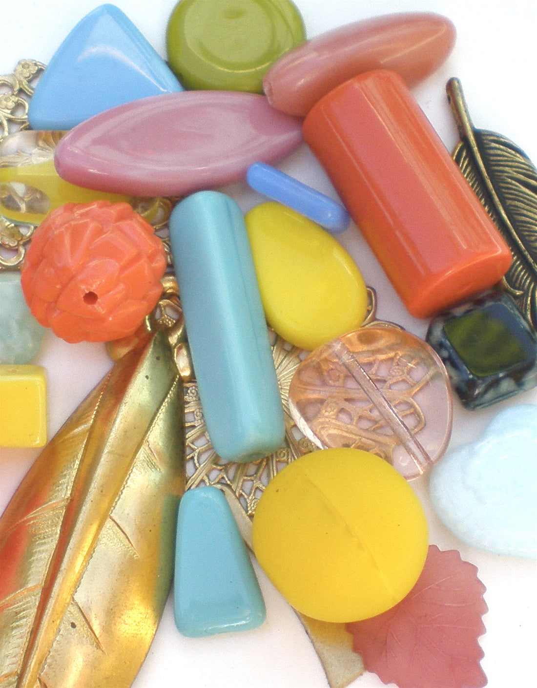 How to Use Colour in Jewellery Making | Top 10 Tips