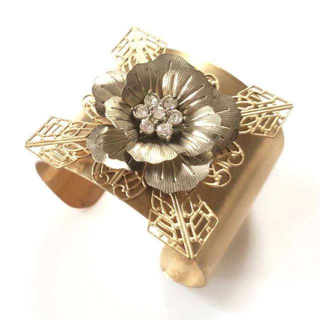 Metal Diamante Flower 40mm