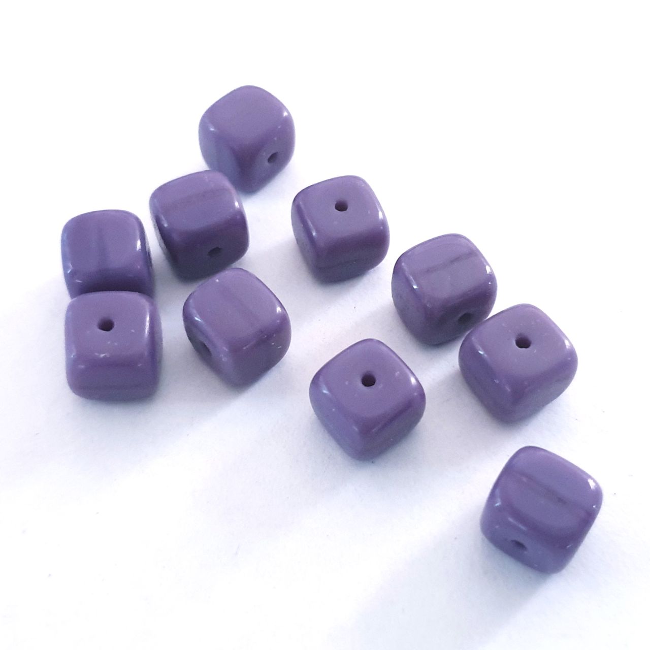 Cube 8x11mm Amethsyt Opaque Czech Glass Bead