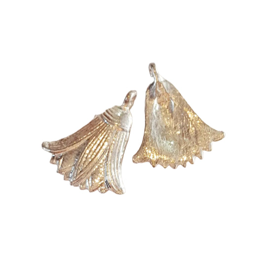  fan-like silhouette lotus cast charm silver