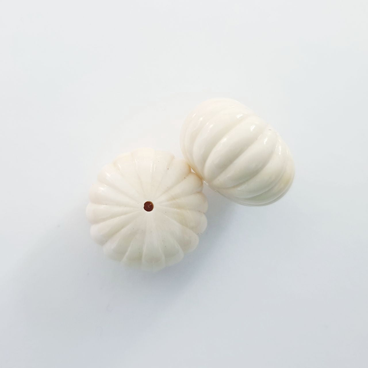 Lucite Bead Ivory Grooved Scalloped Melon 25x17mm Large
