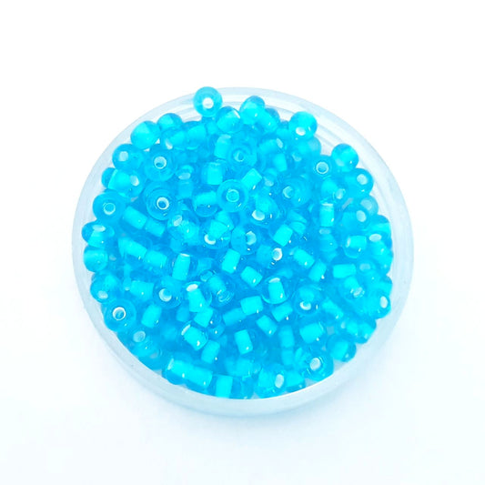 5 0 4.5mm Turquoise White Heart Czech Seed Bead