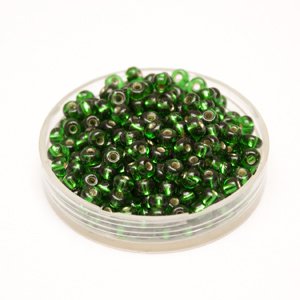 5 0 4.5mm Green - Dark Silver Lined Czech Seed Bead