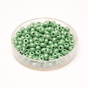 5 0 4.5mm Green Opaque Lustred Czech Seed Bead
