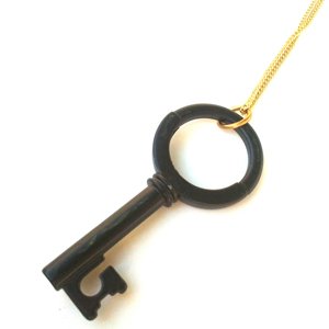 Retro Chain Pendant Key Ring Black