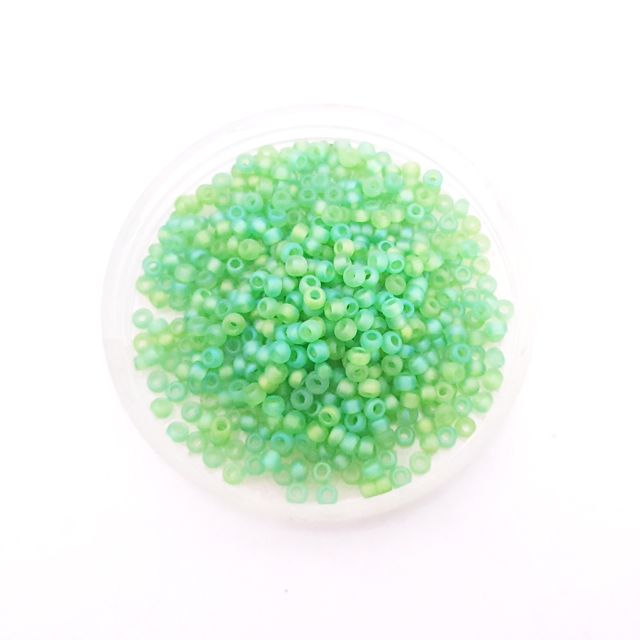 9 0 Czech Seed Bead Green - Lime AB Matt