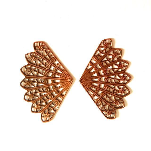 Filigree Brass Stamping Pointed Fan Antique Copper 35mm