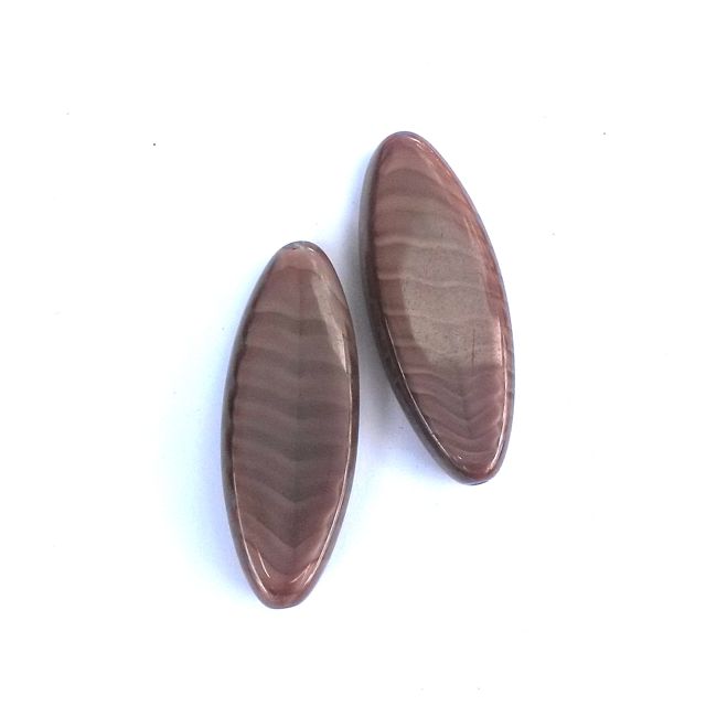 Brown Pointed Oval Petal Spindle 30x11mm Satin